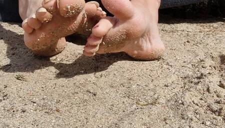 Goddess Samariel and Mistress Long Toenails foot worship on the beach