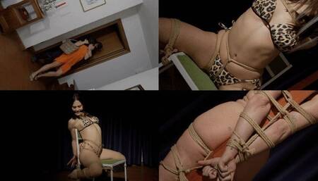 Mia - The rich daughter (mobile)