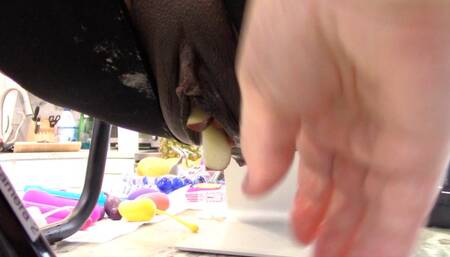 Pussy Eating Apple Slices