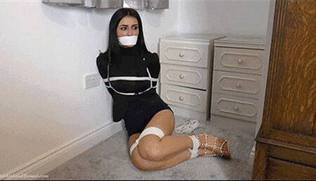 Klara, Jade, Zeena, Mila, Tamara & Courtney in: Cloth Gagged Compendium of Ladies in Trouble: Rope-Bound Captive Predicament Treasures! (HD)