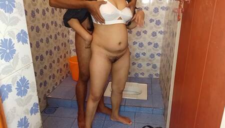 Fuck the maid inside the toilet bathroom while she was peeing, Real Hindi dirty HD porn sex