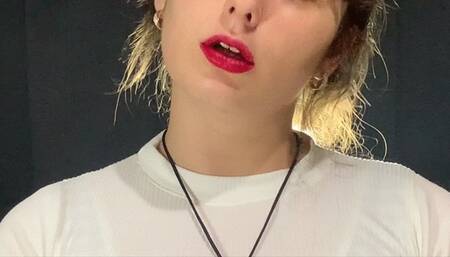 Mouth Close Up | Cork Marlboro 100s