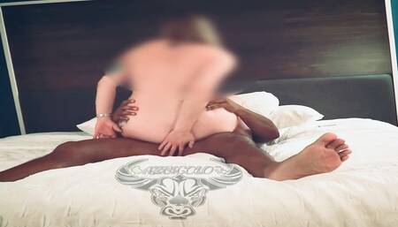 Hotel Hotness with TheDesertVixen