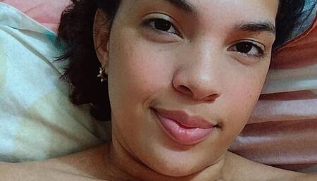 Domestic worker gives herself a rich wank