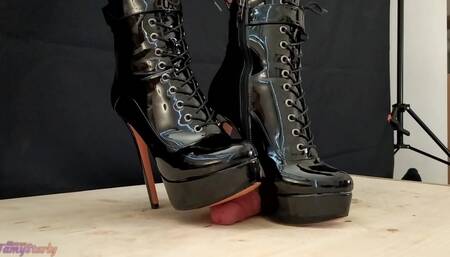 Hard Bootjob in High Heels and Fishnets with TamyStarly 2 POVs