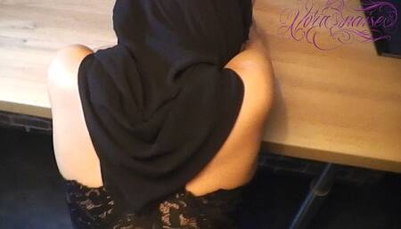 Arab in Hijab gets her big ass dildoed and fucked in the kitchen, beurette Nora
