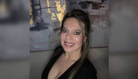 Beautiful Girl caught Flashing her huge Tits at work