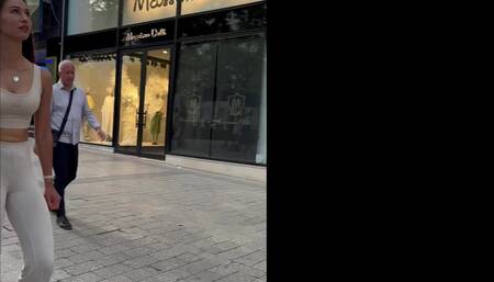 Sexy Girlfriend Busted