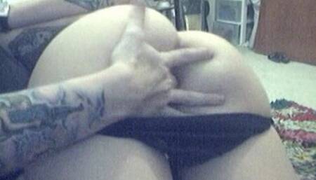 Candie gets fingerfucked - CamWhoreVids