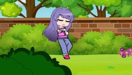 Rylia pisses herself in Her backyard after getting locked out