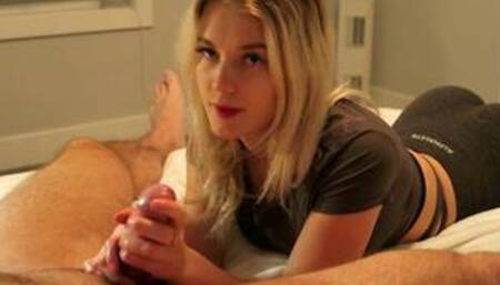 Sensual Handjob Massage with Fit Babe