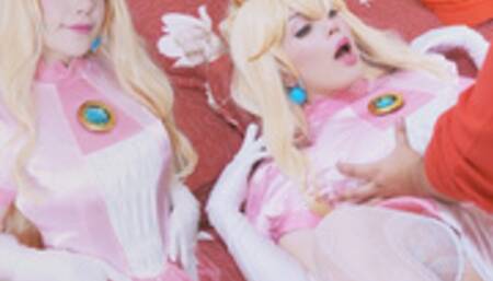 Princess Peach can't control her orgasms due a double creampie by Mario Bros - SweetDarling