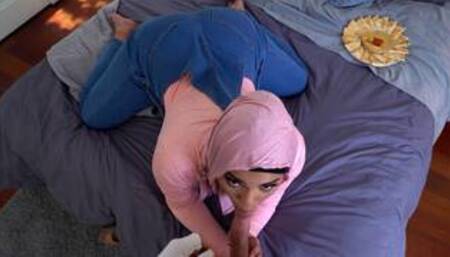 Hot huge ass Arab teen sucking my big dick before teen enjoyed rough sex