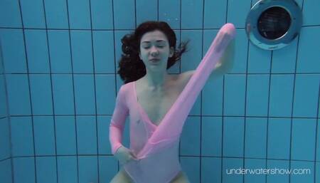 Flashy date - floating tits sex - Underwater Show