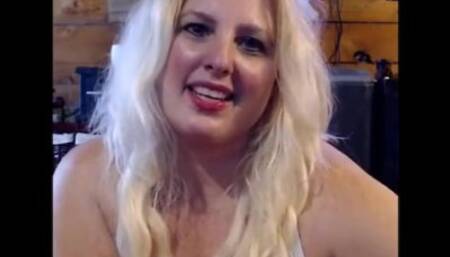 Little Lisa 1 is appearing live with Chaturbate at EXXXOTICA 2020