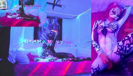 Spider-Gwen Anti-Gwen Blowjob Squirting Fucked by Spiderman live show