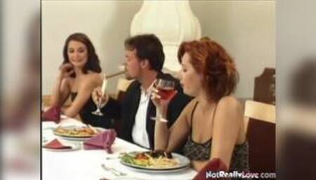 Threeway turns blowbang with hardcore slut