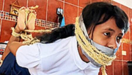 She Really Need The Babysitting Job But First She Must Learn To Play Tie-Up Games! (high res mp4)