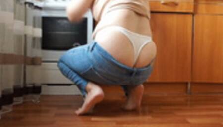 Sagging in a thong
