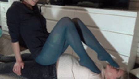 STOMACH AND CHEST SITTING AND SMELLING STINKY FOOT IN THE SAME TIME Fsm