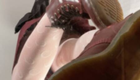 A Crushing Date with Doc Martens - Foodcrush POV and underglass views - doublecam - HD