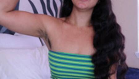 Goddess Bicep Muscle Worship