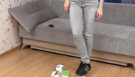 Teen aged tall slender cutie enjoys power of her legs, fc075x 1080p