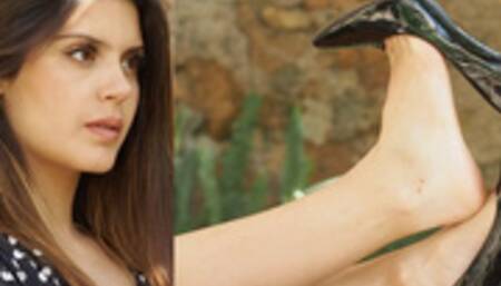 Sara dangling high heel pumps - Video update 13109 HD