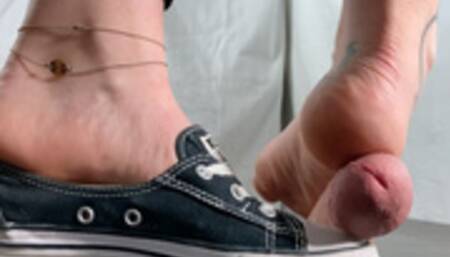 A Shoejob with Converse Ballet Sneakers - CBT, Footjob and Inshoe views - slavecam - 4K