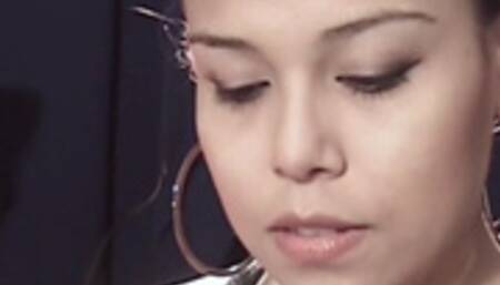 Smoking Close Up 100's (Model Anita Video 0077) (1280X720)