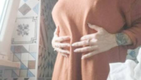 I have to put my tampax on while wearing my sweetest tee with my mini ponies