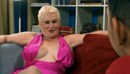 A COUGAR GILF IN ALL HOLES