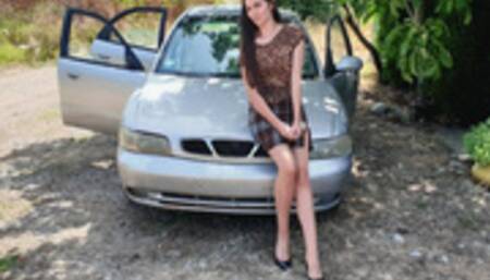 82 - Jessy revs smokey Daewoo