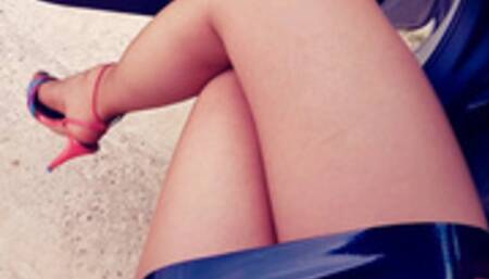 Sandra Jayde 14-04-22 Legshow session with shiny pantyhose and latex dress in my car (1080p)