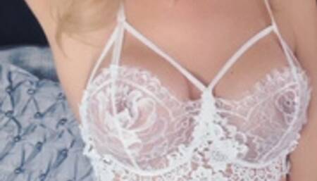 Can this Goddess Milf ride you like this? 1080p