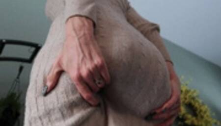 2-15-23 Sweater clench pov2