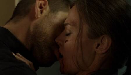 Trieste Kelly Dunn kiss the boss