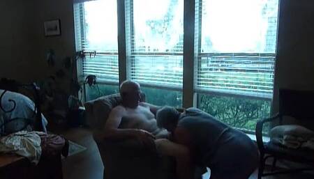 DEBBIE DOES NOT LET HIM CUM IN HER MOUTH