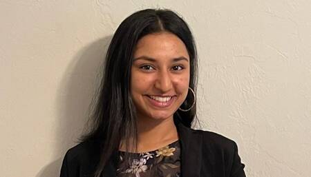 Hijab Whore Spreads Her Ass (Ig: RainbowRomasaa)