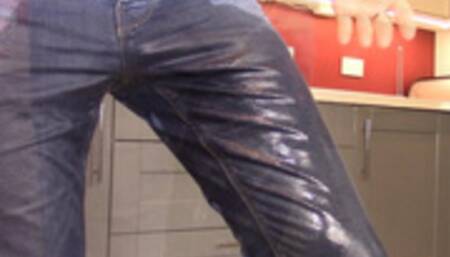 Man Jean Wetting