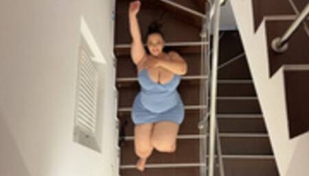 Magic wand orgasm on stairs