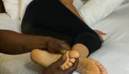 Minnie Needs a Foot Massage