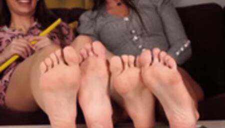Measure and Compare Feet - HD MP4