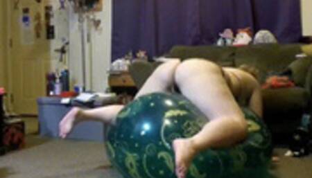 36inch Green Marti Gra Balloon - Bounce to Pop