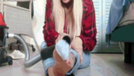 Socks in the vacuum cleaner AVI(1920x1080)FHD