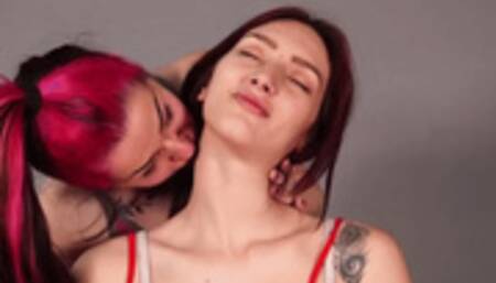 Kiss My Long Neck - 4K MP4