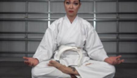 LUSHES KARATE MEDITATION