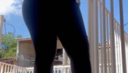 Crush - Smoking and making a video in a non-smoker's house - Leggings -Sneakers - Nose exhales