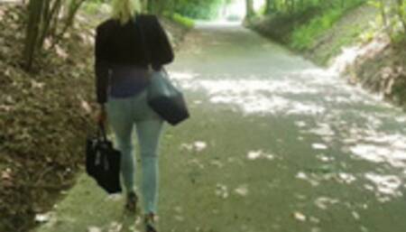 stuck shoe and break Heel off 2 wmv 1280 x 720