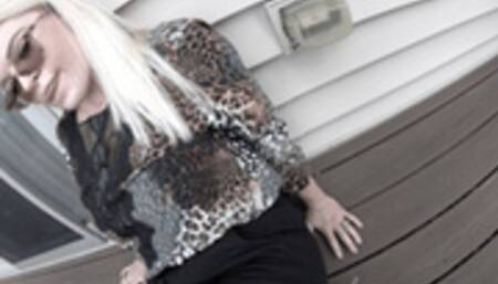 Mesmerizing Shoeplay Of Mikayla - Full Movie